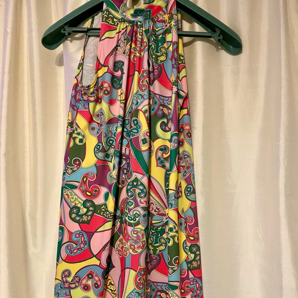 Chelsea Gunn flower power dress size XS. Multi color